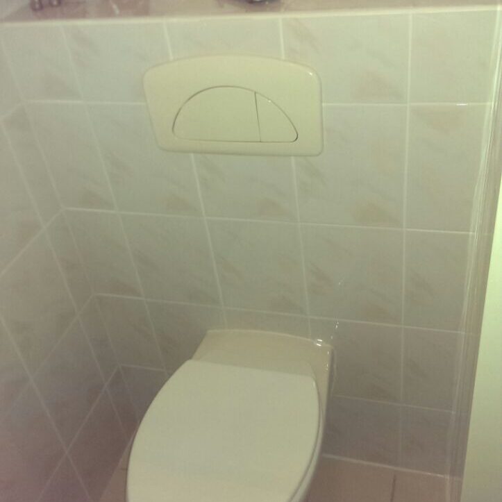 toilet 3 toilet 3
